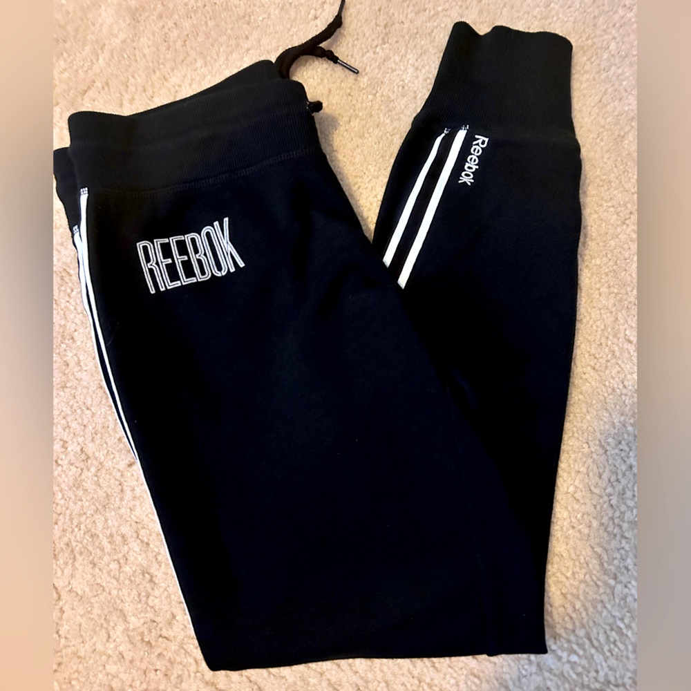 Women’s Reebok Sweatpants - Picture 7 of 7